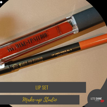 Load image into Gallery viewer, Make-up Studio Amsterdam te koop in de winkel in Naaldwijk sGravenzande Westland Zuid Holland. Lipgloss en lippotlood set voor mooie longlasting lippen. Cadeau geven of krijgen 10 euro