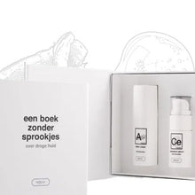 Load image into Gallery viewer, Een bruid moet een verzorgde huid hebben voor een longlasting make-up. Een paar producten voor een schone huid die verzorgd is en beschermd, volg de workshop in Naaldwijk Westland Zuid Holland