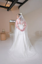Load image into Gallery viewer, Bridalstar Kalila - maat 52