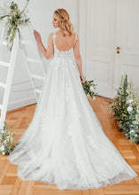 Load image into Gallery viewer, Sanna Lindstrom - Trouwjurk Jasmine - maat 44