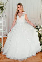 Load image into Gallery viewer, Sanna Lindstrom - Trouwjurk Willow - maat 44