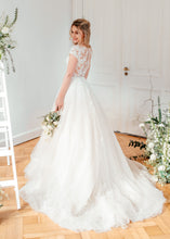 Load image into Gallery viewer, Sanna Lindstrom - Trouwjurk Willow - maat 44