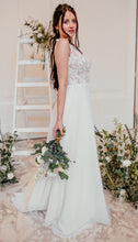 Load image into Gallery viewer, Sanna Lindstrom - Trouwjurk Ava - maat 44