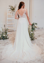 Load image into Gallery viewer, Sanna Lindstrom - Trouwjurk Ava - maat 44