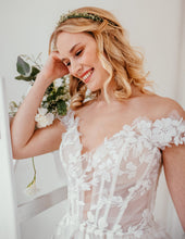 Load image into Gallery viewer, Sanna Lindstrom - Trouwjurk Alice - maat 42
