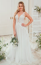 Load image into Gallery viewer, Sanna Lindstrom - Trouwjurk Hope - maat 42