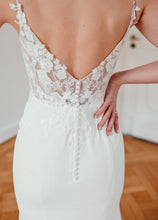 Load image into Gallery viewer, Sanna Lindstrom - Trouwjurk Ivy - maat 40