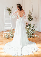 Load image into Gallery viewer, Sanna Lindstrom - Trouwjurk Florence - maat 40
