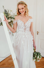 Load image into Gallery viewer, Sanna Lindstrom - Trouwjurk Alice - maat 42