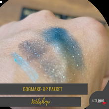 Load image into Gallery viewer, Make-up Studio - Smokey blue eye