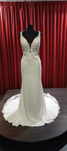 Load image into Gallery viewer, Jarice - Trouwjurk Reanna - maat 44