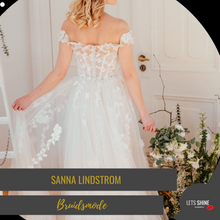 Load image into Gallery viewer, Sanna Lindstrom - Trouwjurk Alice - maat 42
